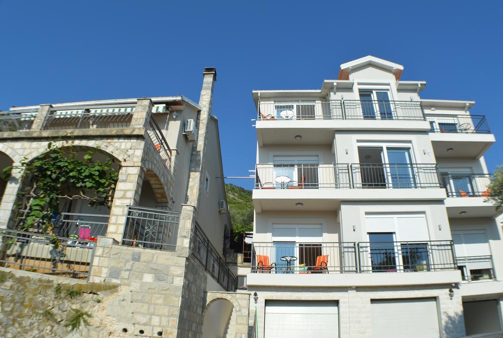 Apartments Mm Sveti Stefan Eksteriør bilde